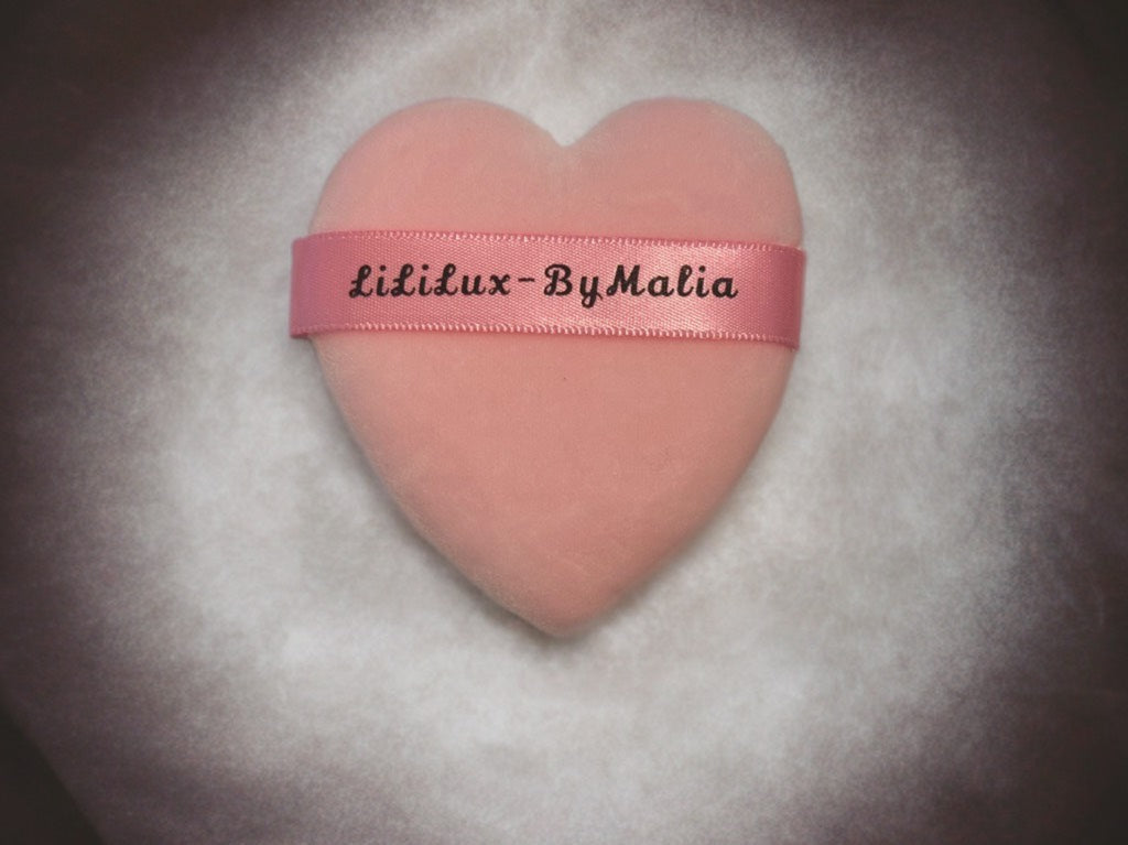 LiLiLux-ByMalia Heart Shaped Makeup Powder Puff